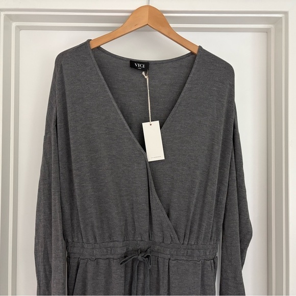 NWT Vici Colette Pocketed Drawstring Jumpsuit Size L - Picture 4 of 8